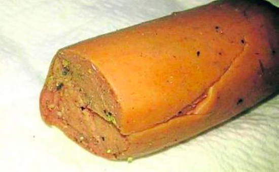 salchicha con cuchilla - ¡Cuidado! Cuchillas ocultas en salchichas